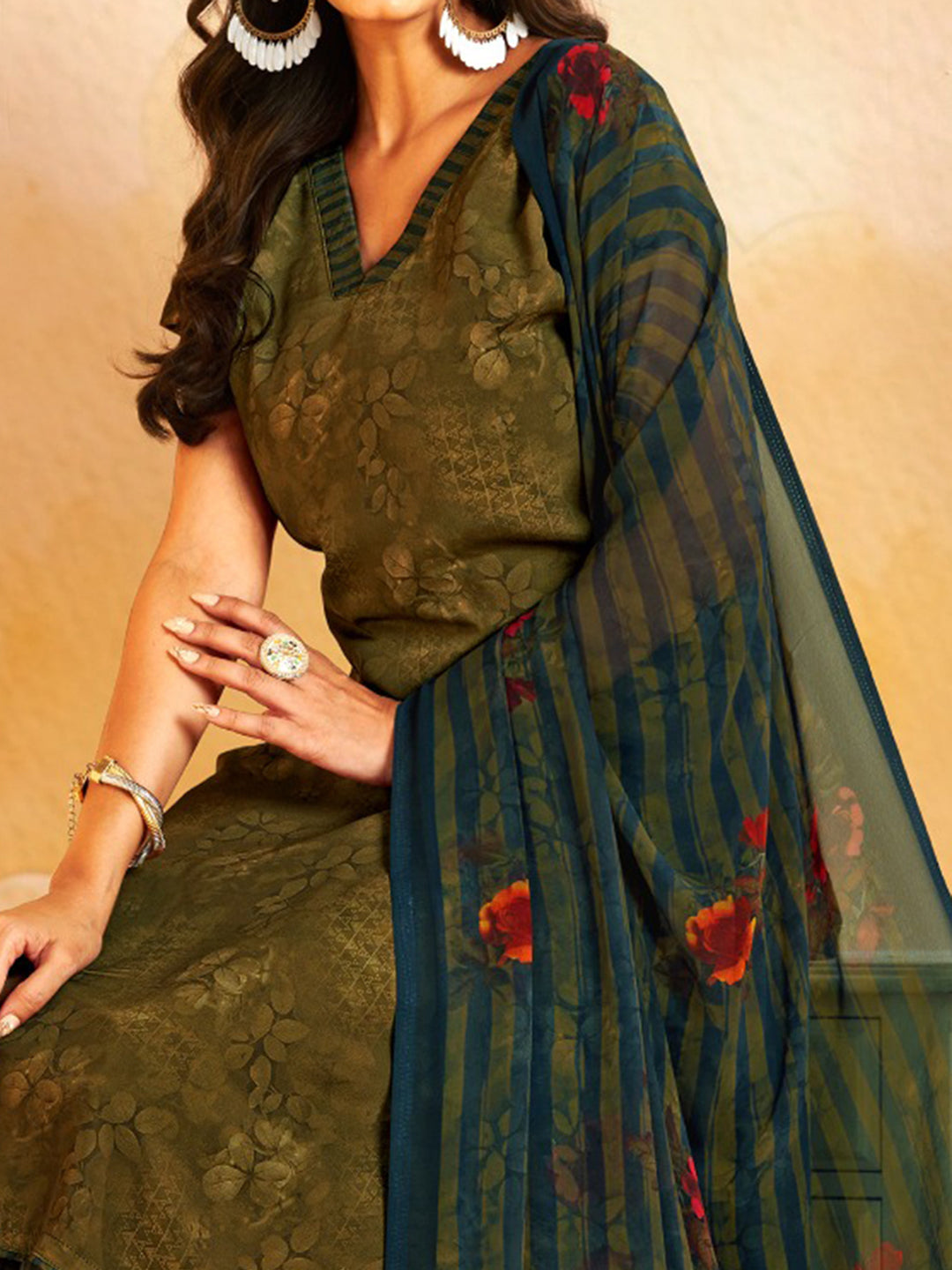 Printed Crepe Unstitched Suit With Pant &amp; Dupatta