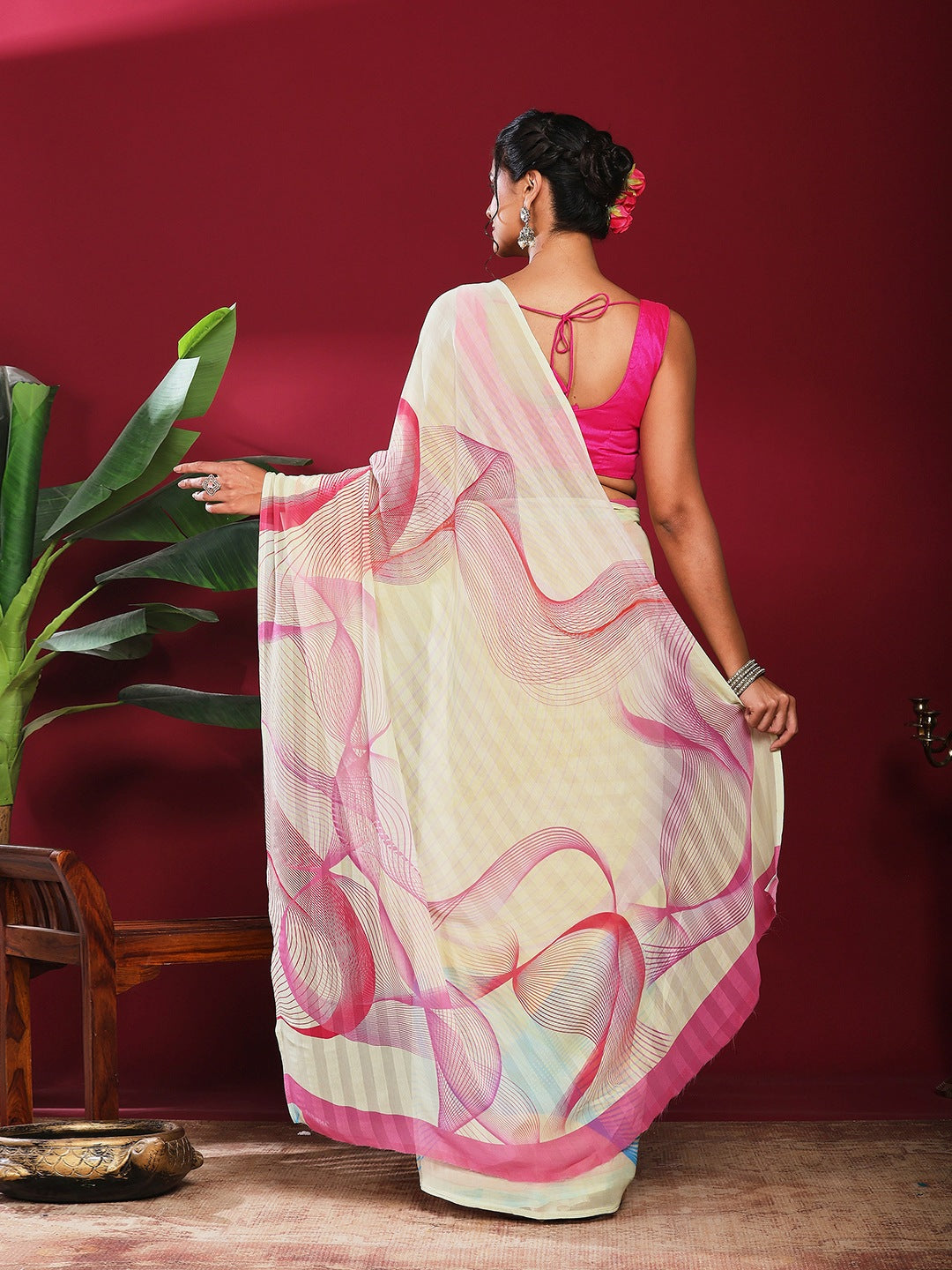 Floral Printed Crepe Saree