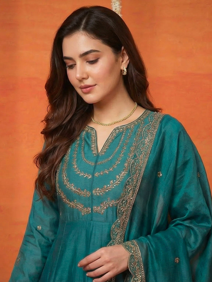 Printed Cotton Blend Kurta With Pant &amp; Dupatta