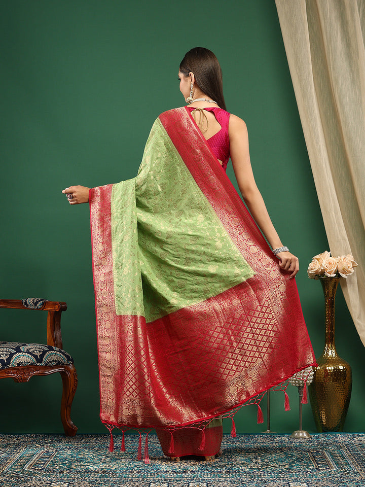 Plain Crepe Saree