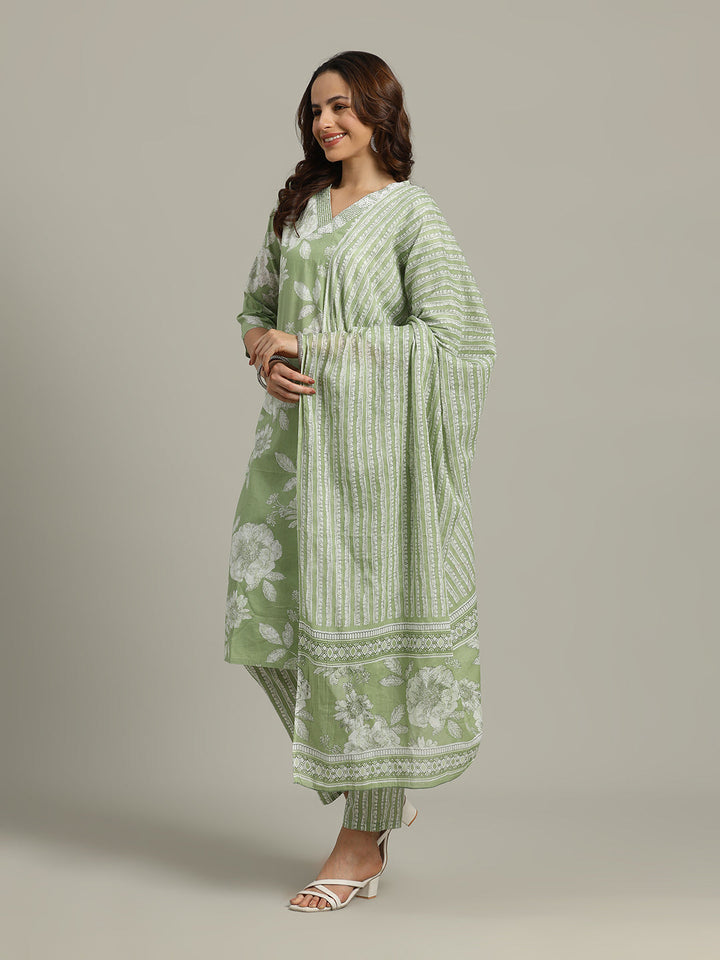 Floral Parinted Cotton Blend Kurta With Pants &amp; Dupatta