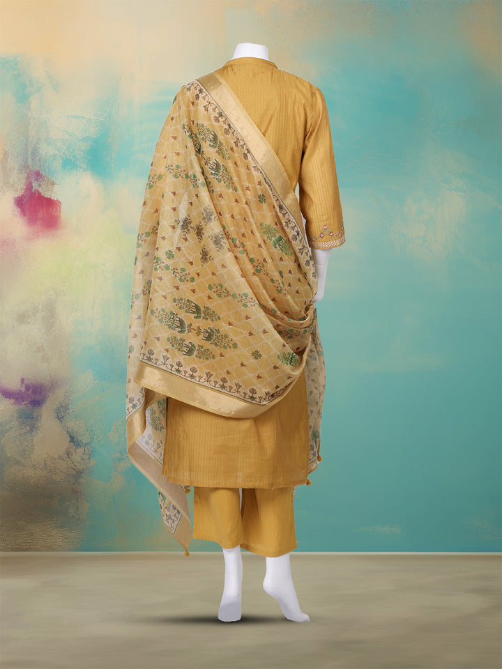 Embroidered Chanderi Kurta With Pant &amp; Dupatta