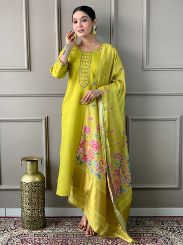 Neck Embroidered Chanderi Kurta With Pants & Dupatta