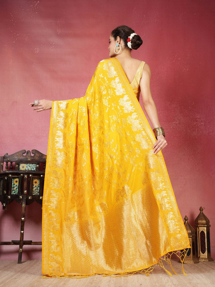 Embroidered Crepe Saree