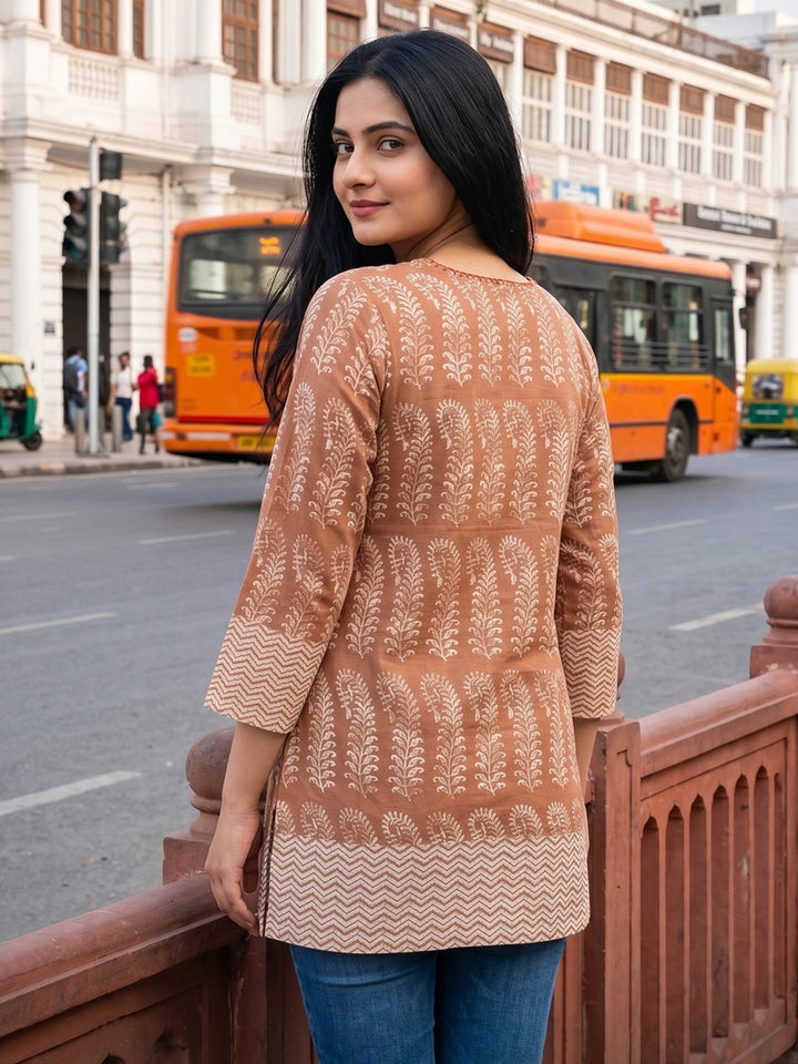 Orange Embroidered Cotton Blend Straight Round Neck Suit Set