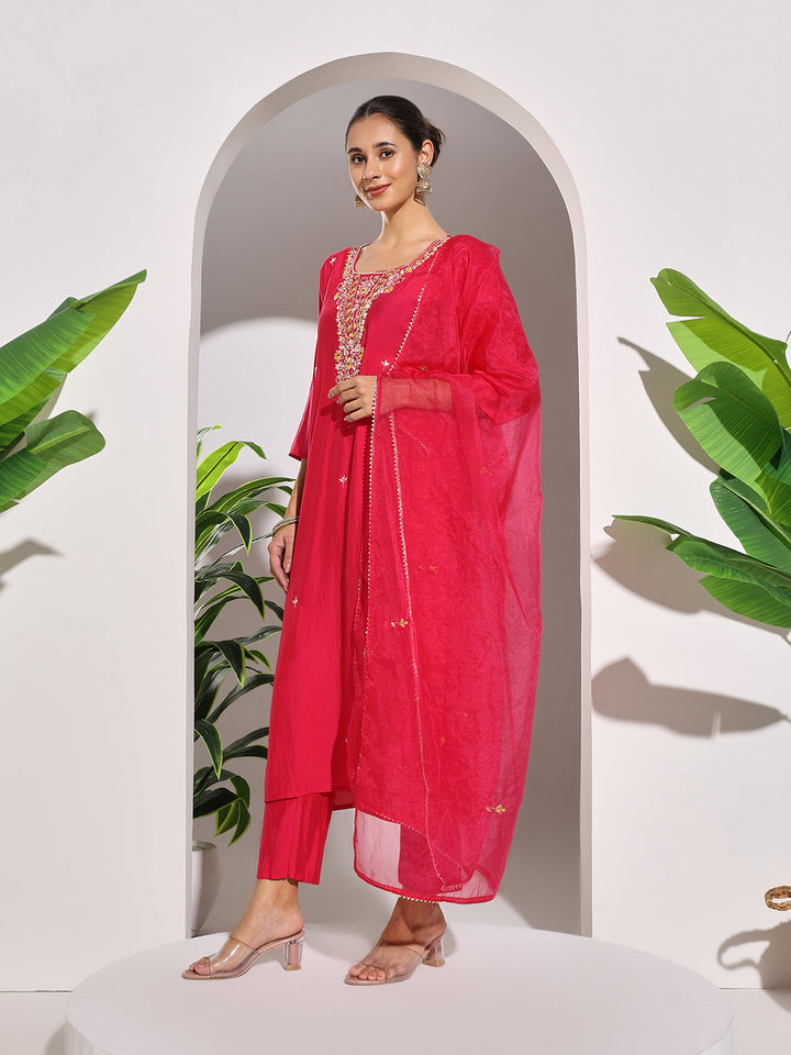 Embroidered Muslin Kurta With Pants &amp; Dupatta
