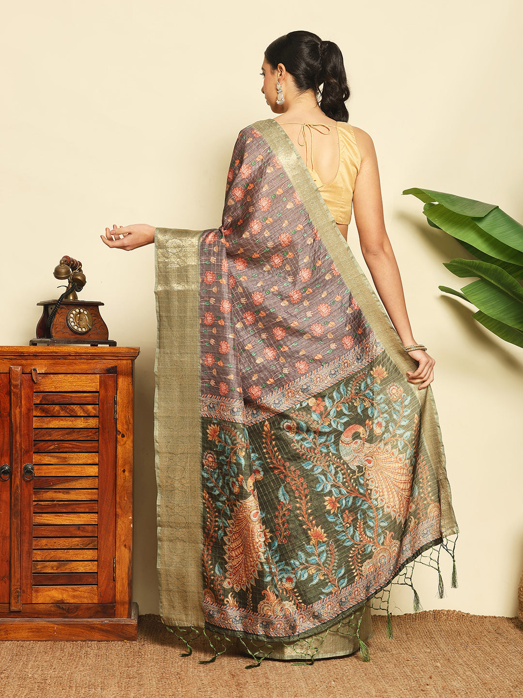 Digital Floral Printed Tussar Saree