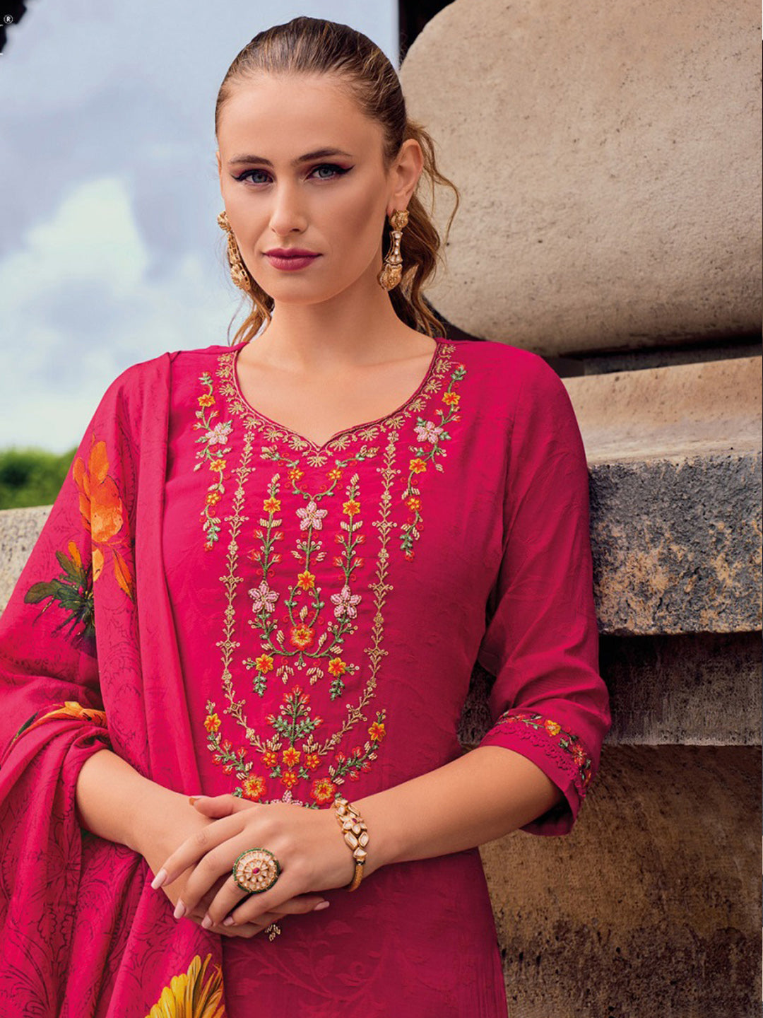 Embroidered Jacquard Kurta With Pant &amp; Dupatta