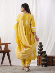 Printed Cotton Kurta With Pants & Dupatta With Bag