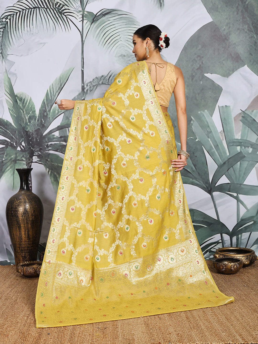 Zari Border Booti Cotton Blend Woven Saree