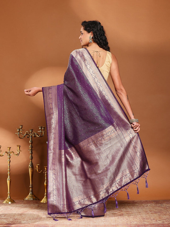 Plain Crepe Saree