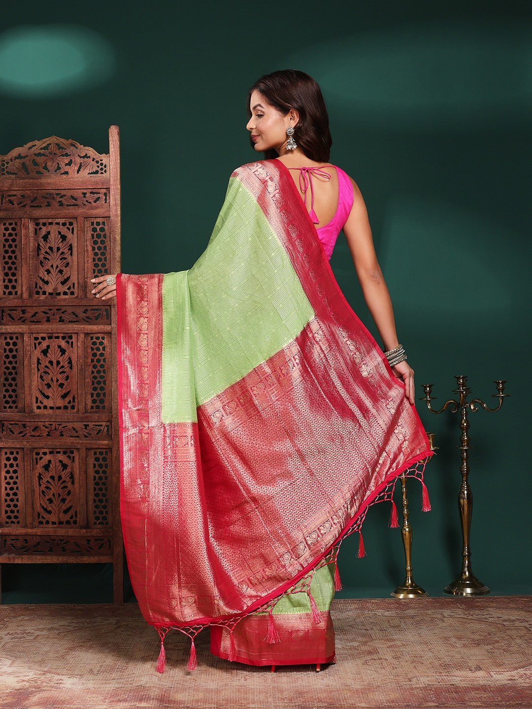 Plain Crepe Saree