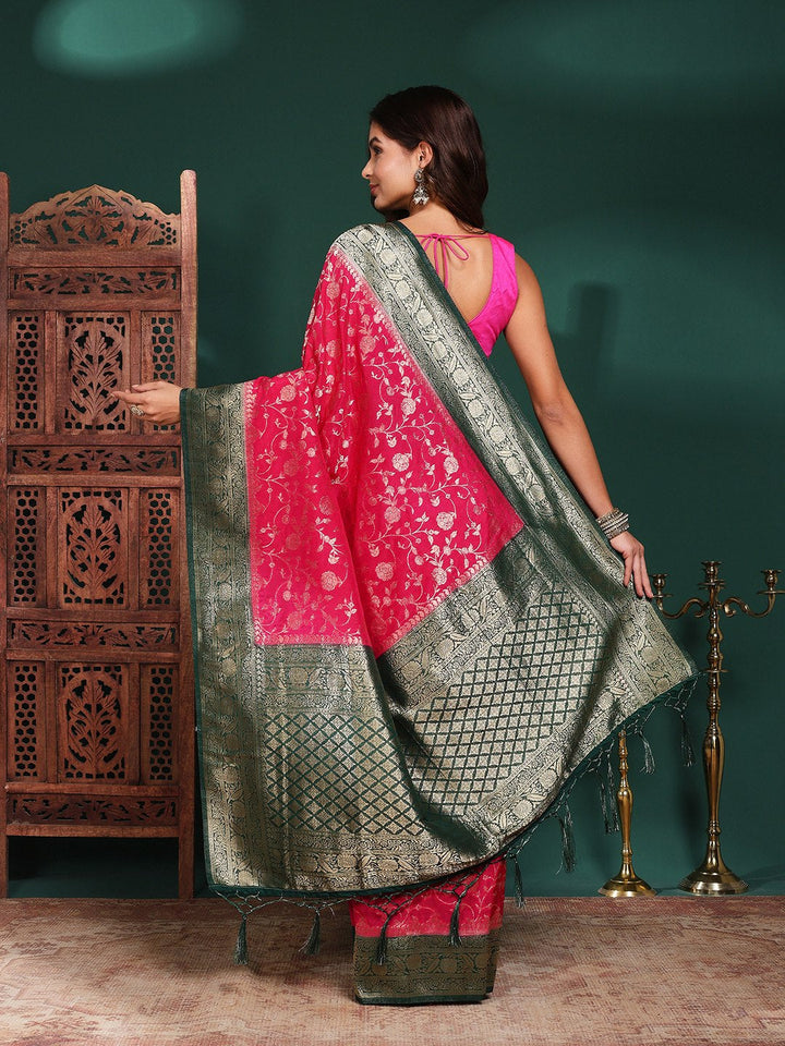 Plain Crepe Saree