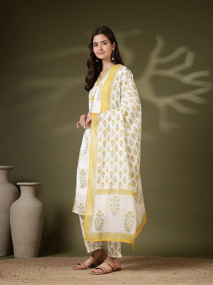 Printed Cotton Blend Kurta With Pant &amp; Dupatta