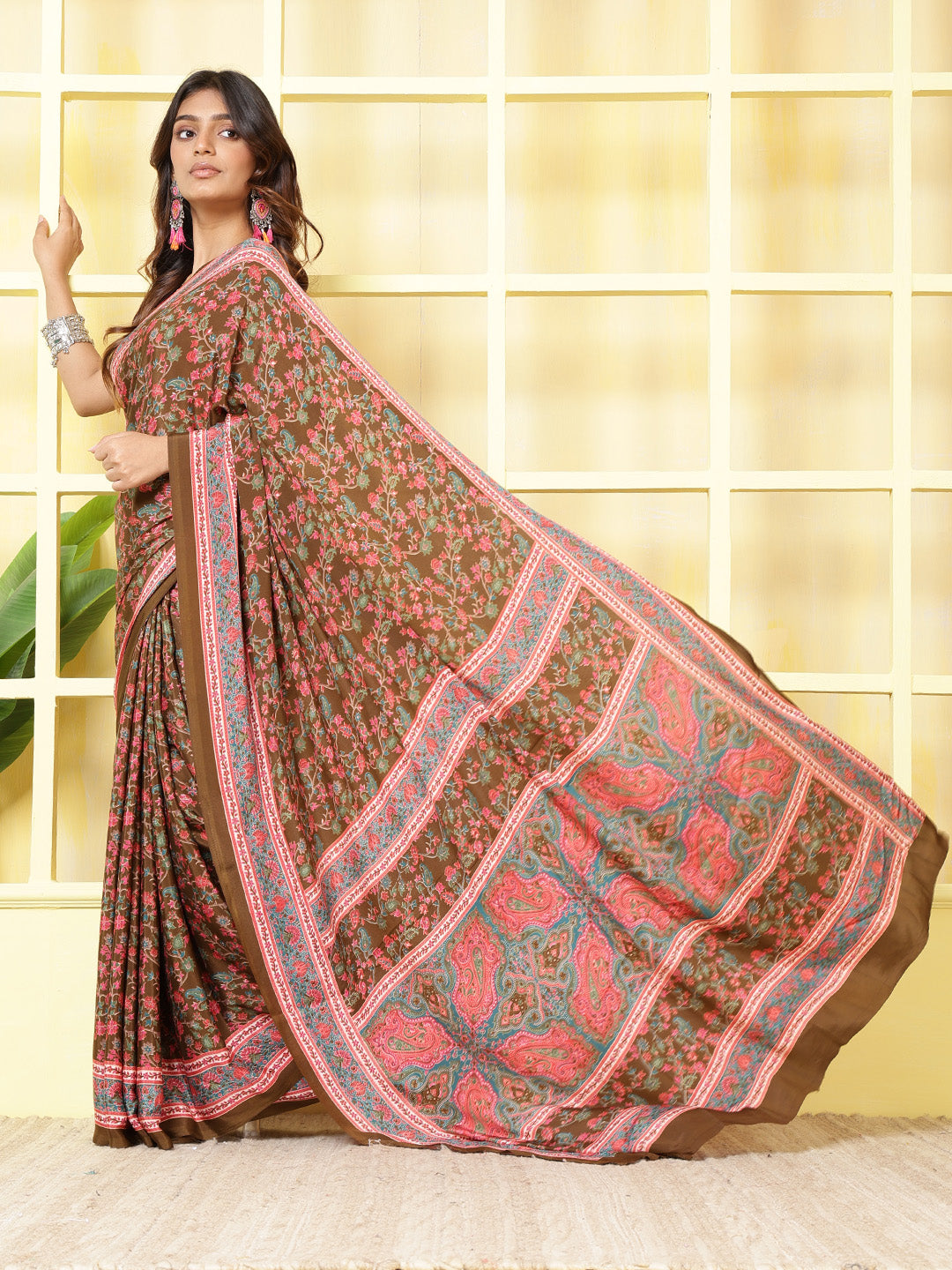 Floral Printed Crepe Saree