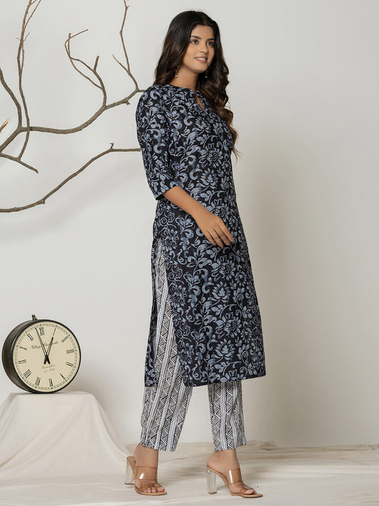 Printed Cotton Blend Kurta With Pants