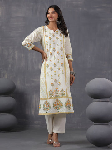 Digital Floral Printed Cotton Blend Kurta With Pants & Dupatta