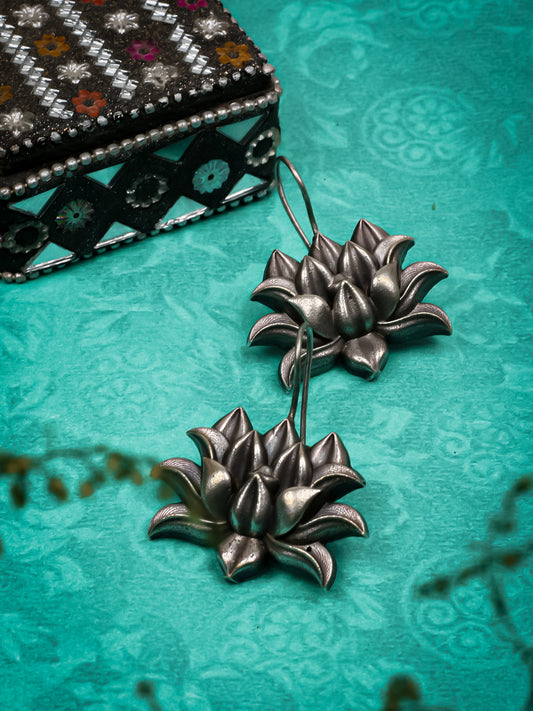 Flower Oxidized Earring