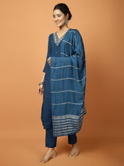 Plain Muslin Kurta With Pants & Dupatta