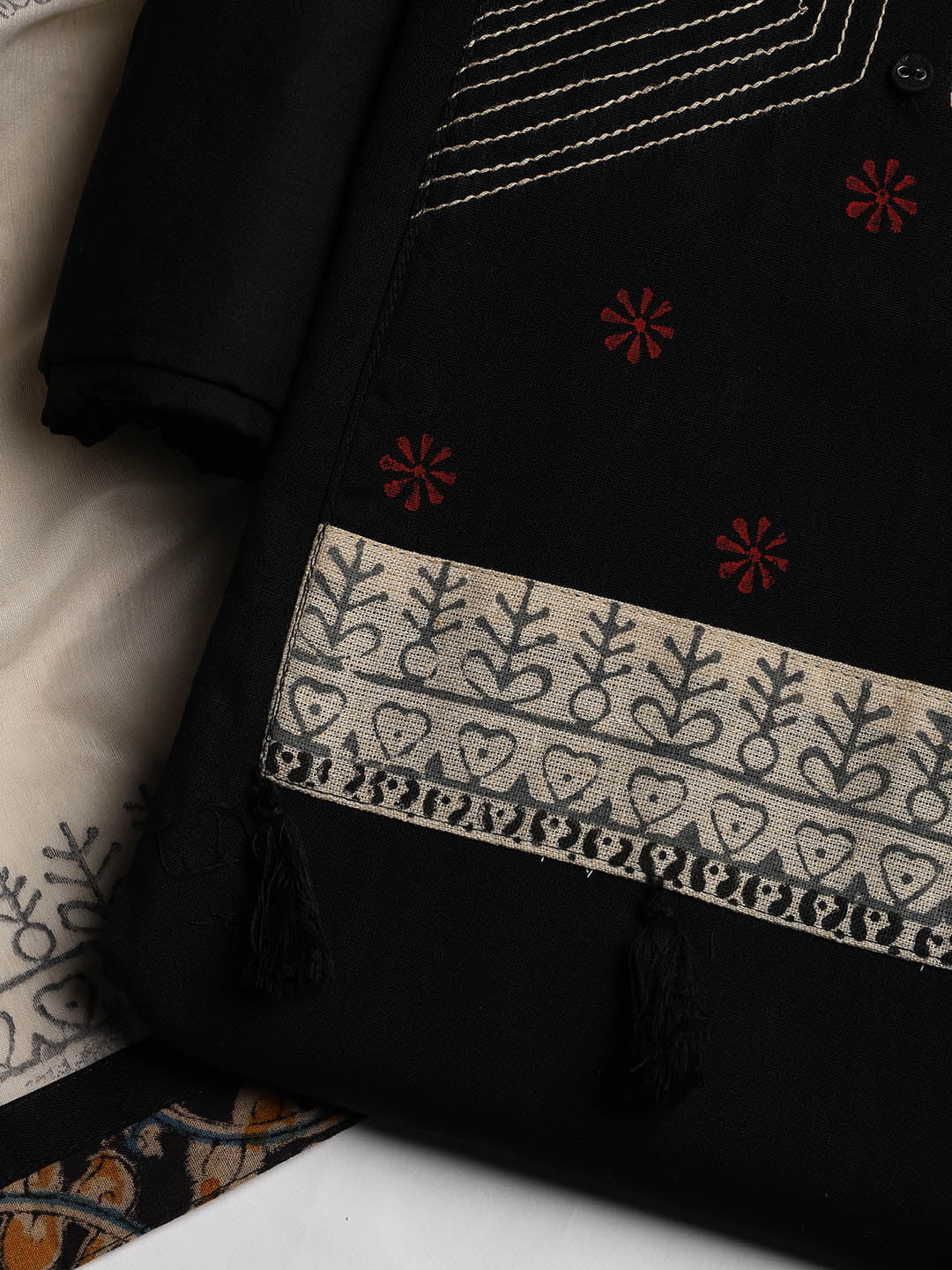 Neck Embroidered Cotton Blend Unstitched Suit With Dupatta
