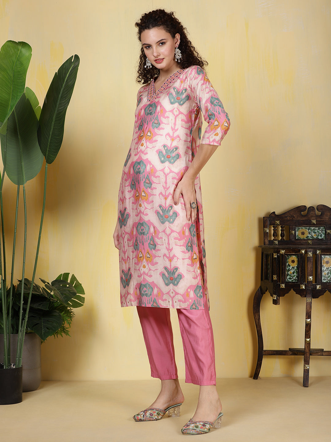 Neck Embroidered Muslin Kurta With Pants
