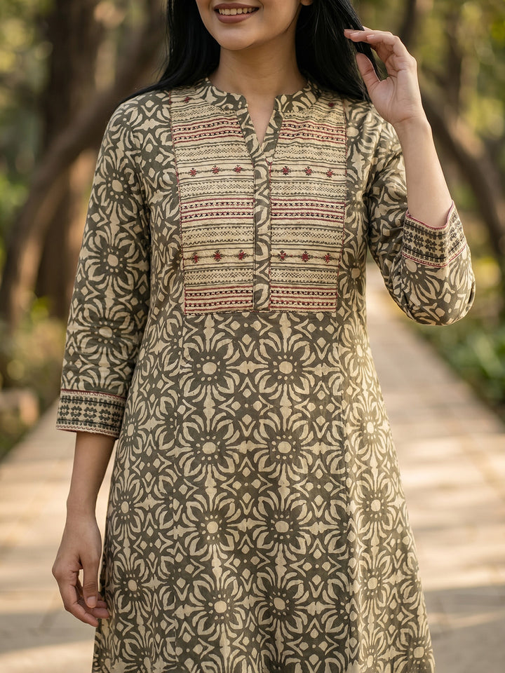 Embroidered Cotton Blend Kurta With Pant &amp; Dupatta