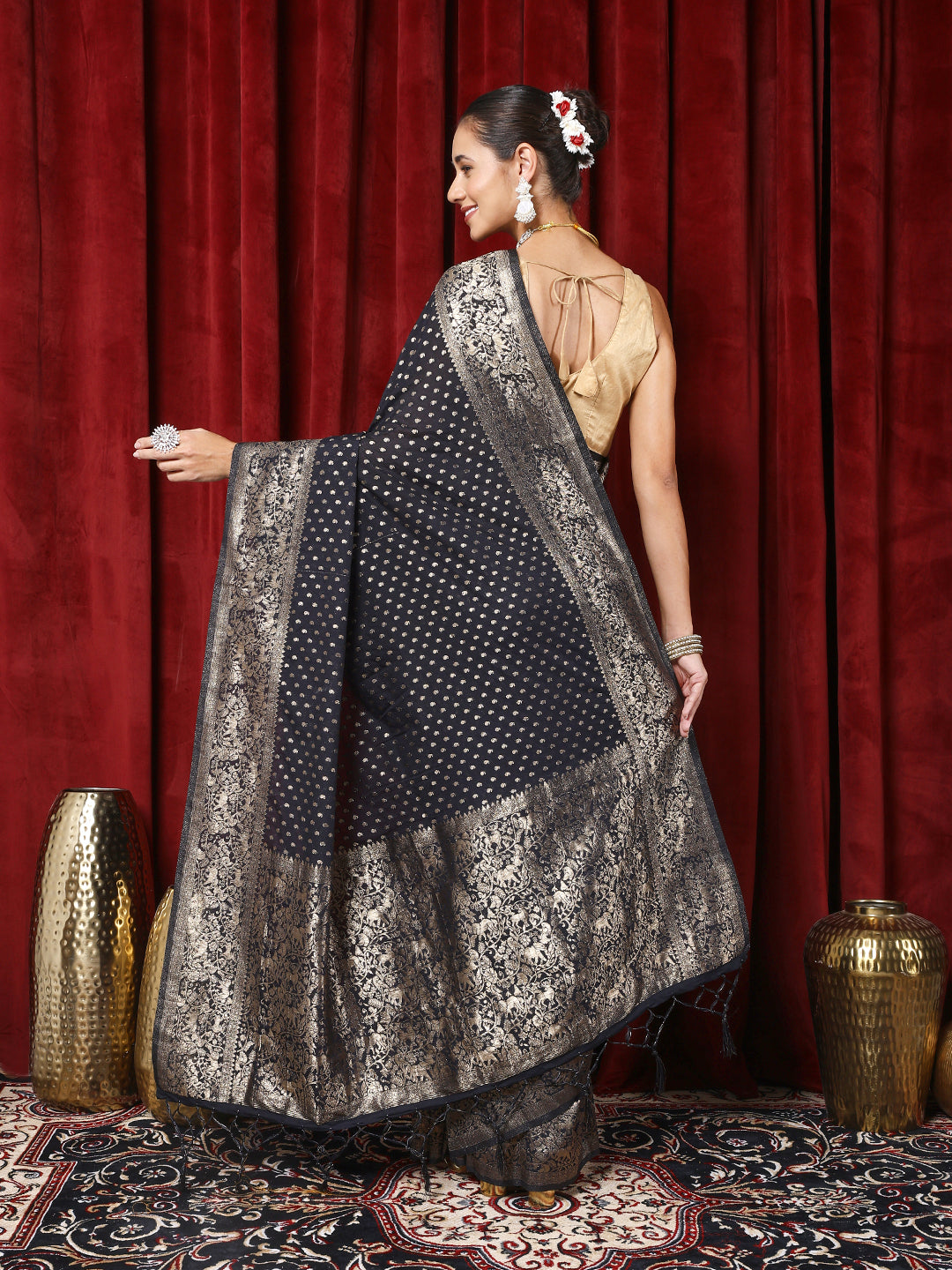 Zaari Jaal Crepe Saree