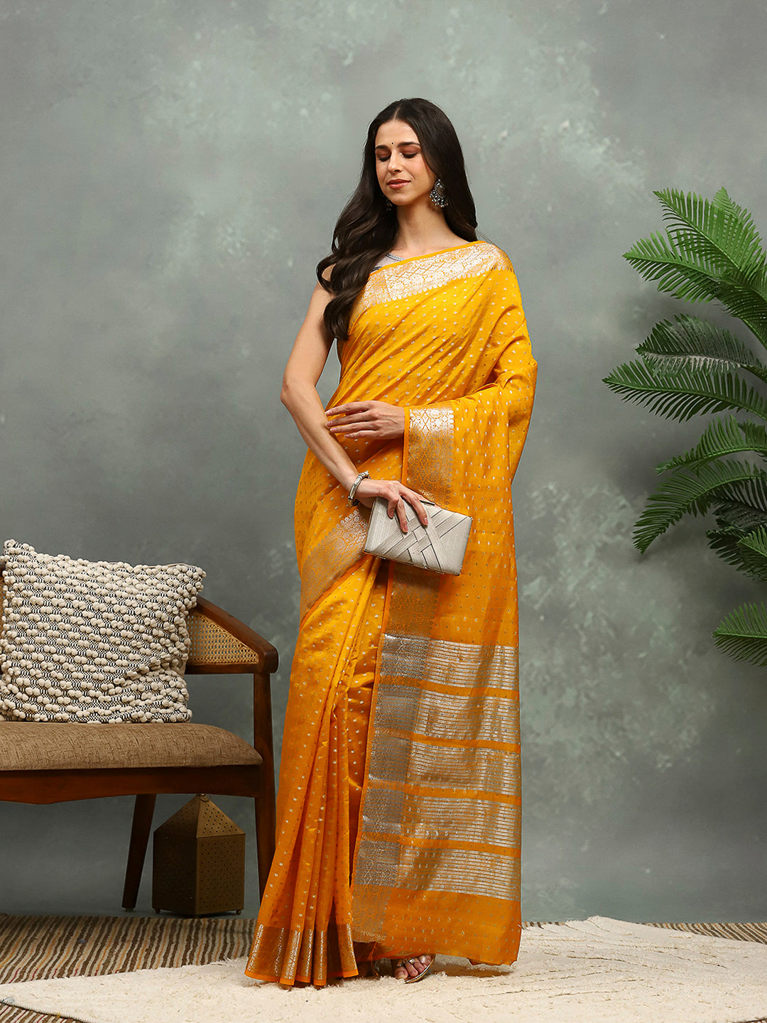 Zaari Border Art Silk Saree