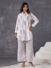 Floral Printed Cotton Blend  Kurta With Pants