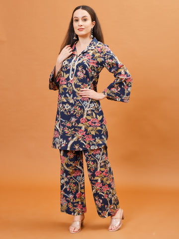 Digital Printed Cotton Blend Kurta With Pants