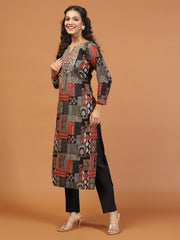 Digital Printed Muslin Kurta With Pants