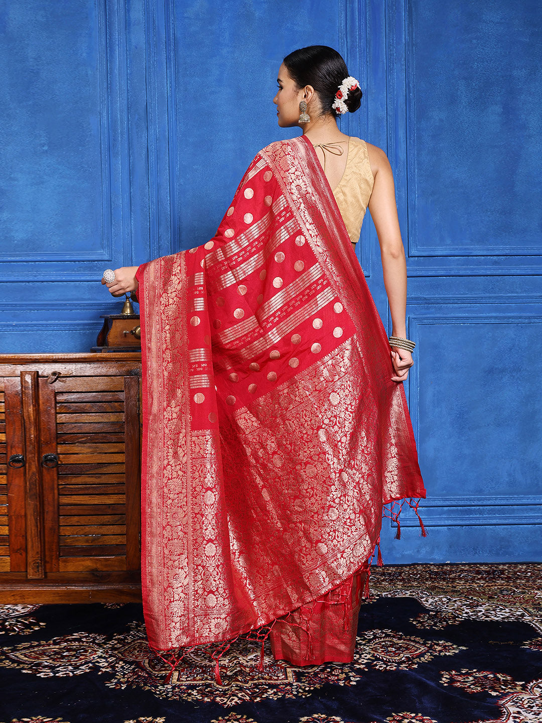Zaari Jaal Crepe Saree