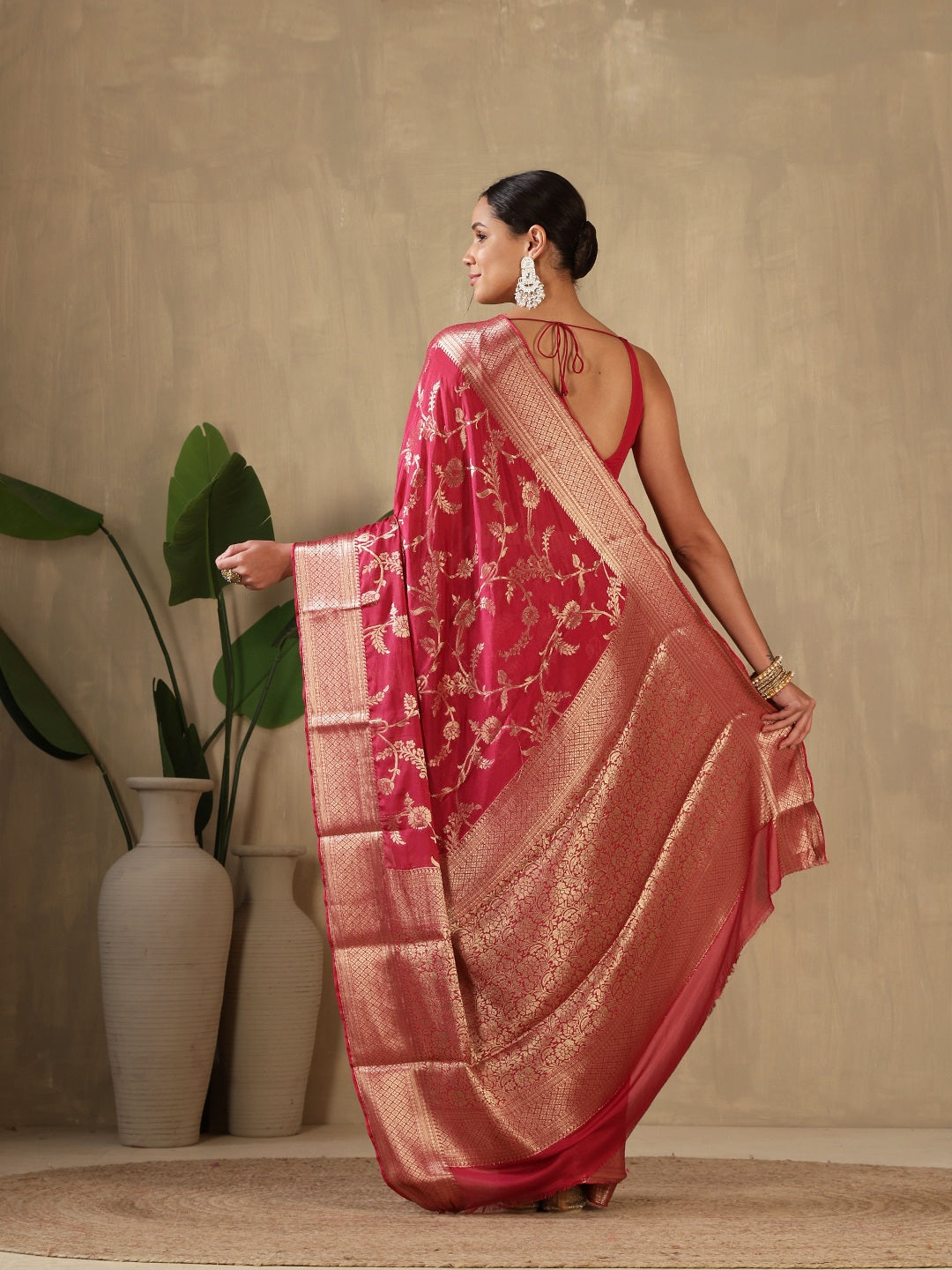 Plain Crepe Saree