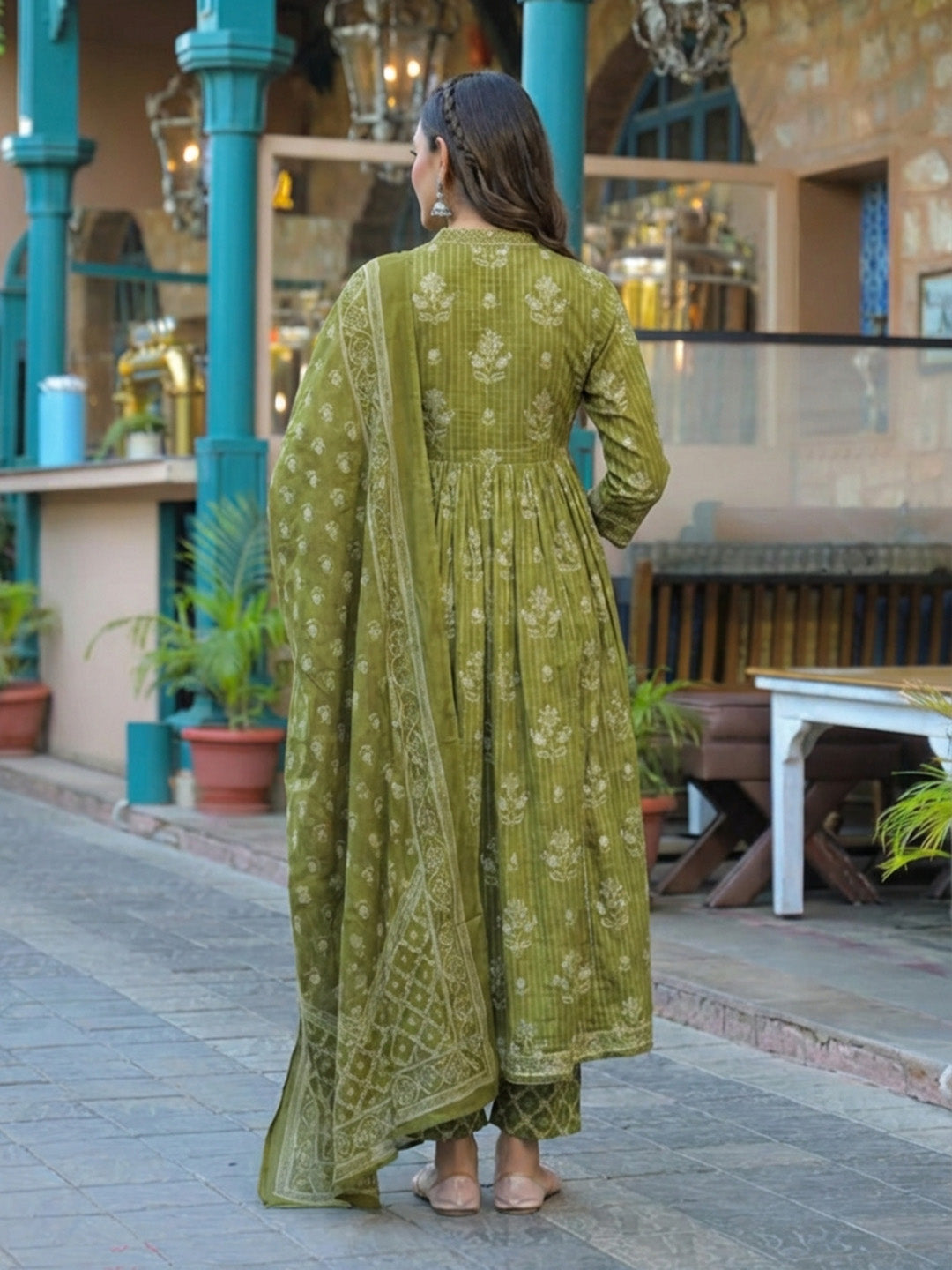 Green Cotton Blend Printed Straight Suit Set