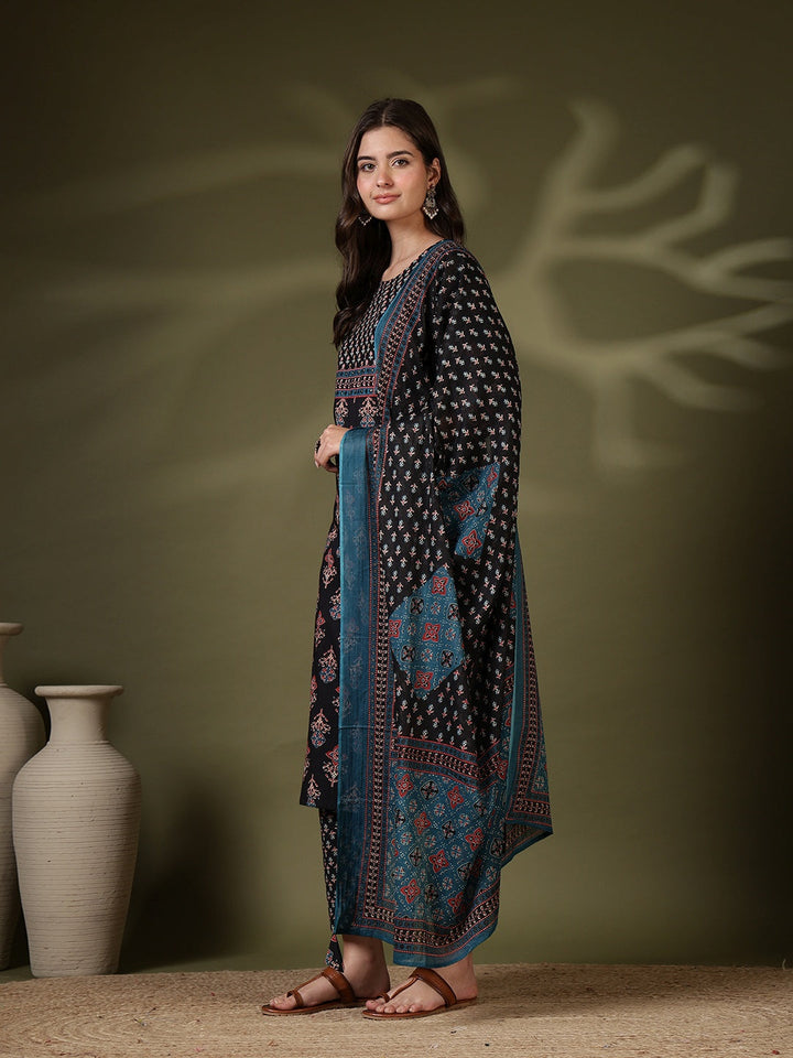 Printed Cotton Blend Kurta With Pant &amp; Dupatta