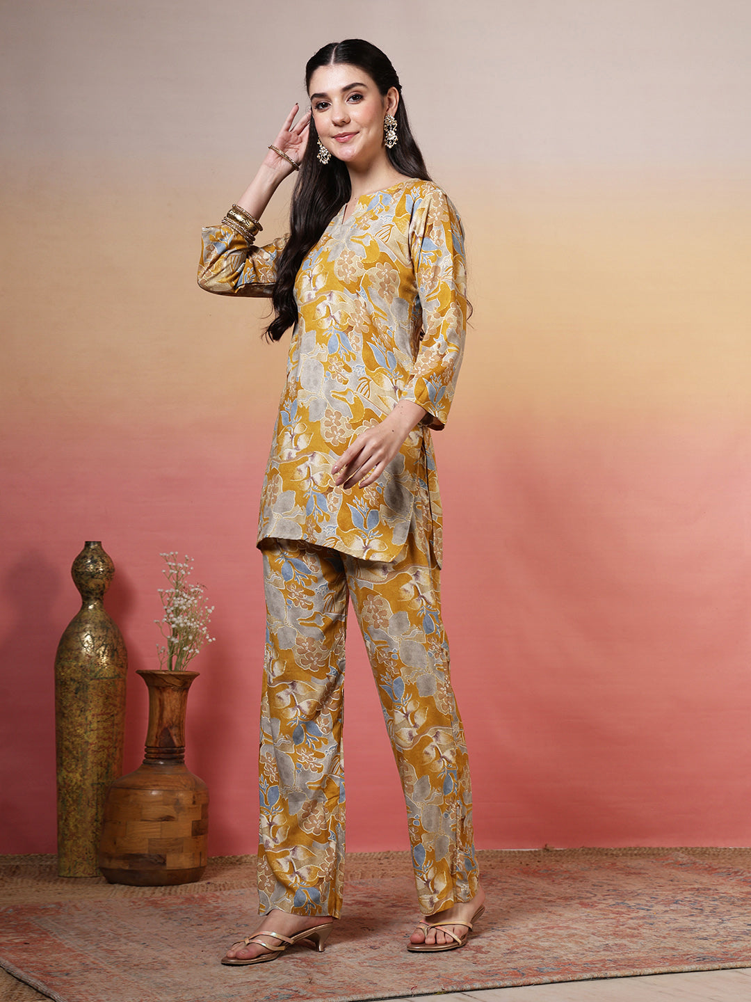 Printed Cotton Blend Kurta With Pants
