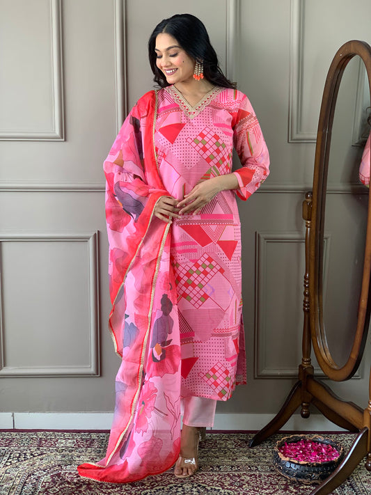 Floral Printed Organza Kurta With Pants & Dupatta