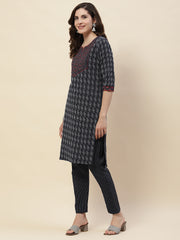 Neck Embroidery Cotton Kurta With Pants