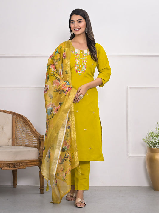 Neck Embroidery Muslin Kurta With Pants & Dupatta