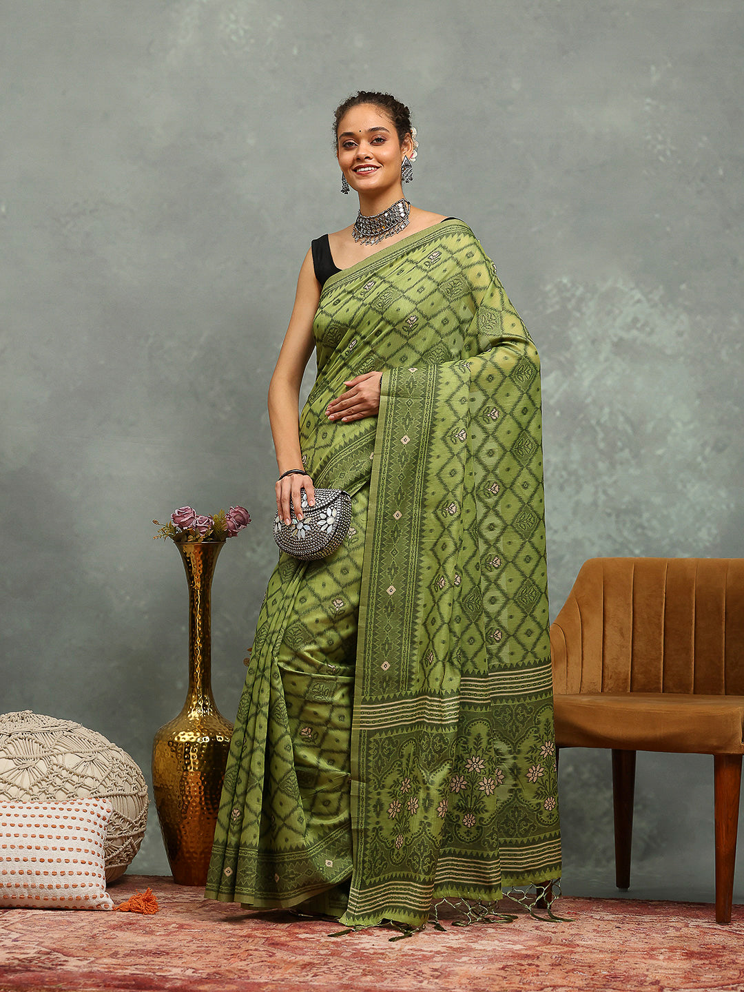 Resham Booti Woven Cotton Blend Saree