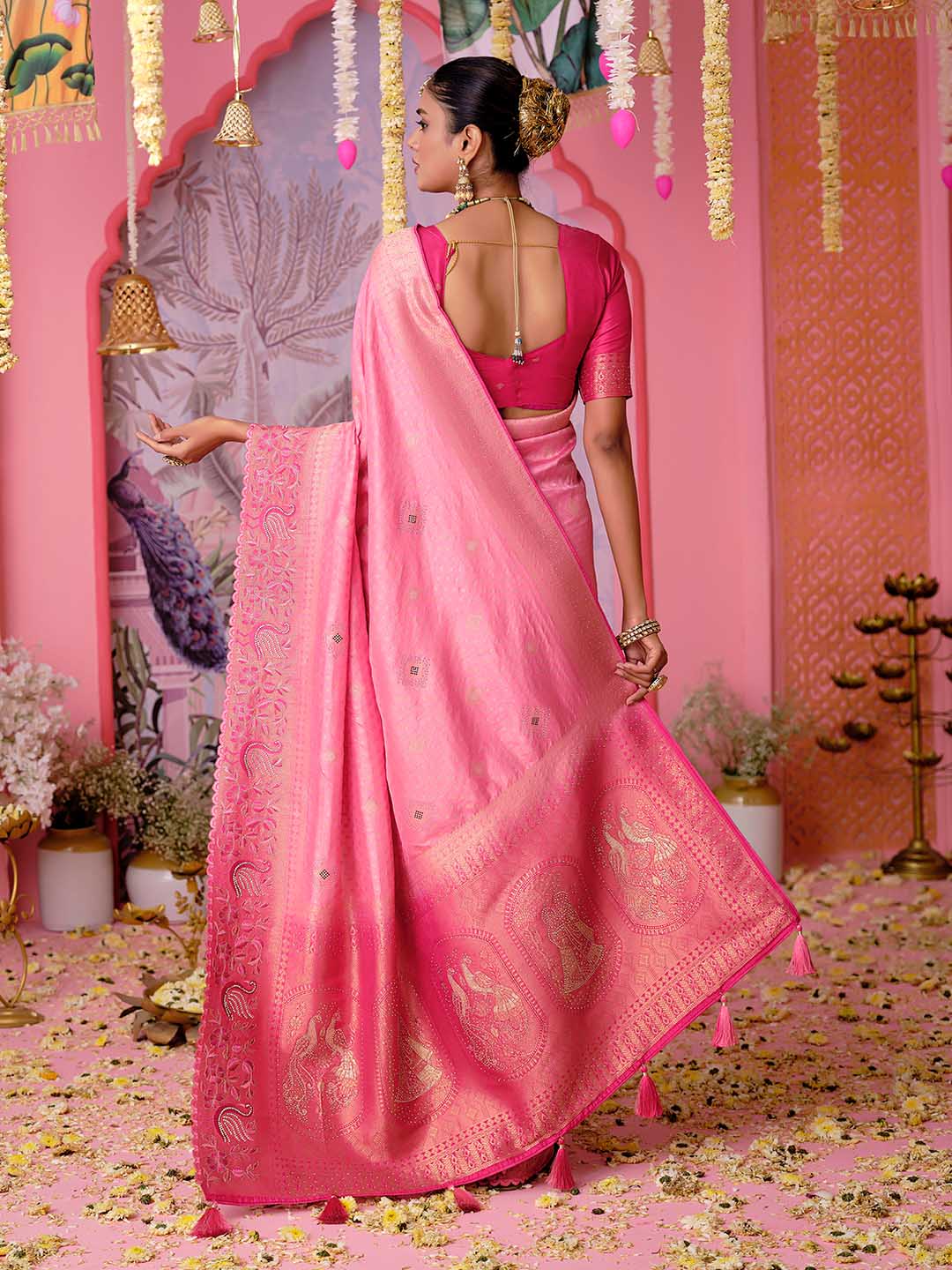 Woven Border Booti Art Silk Saree