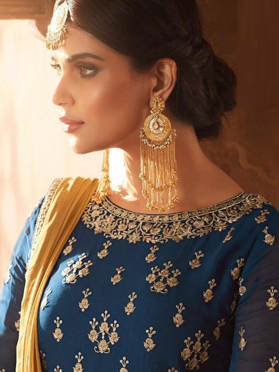 Zari Embroidery Georgette Semi Stitched Suit