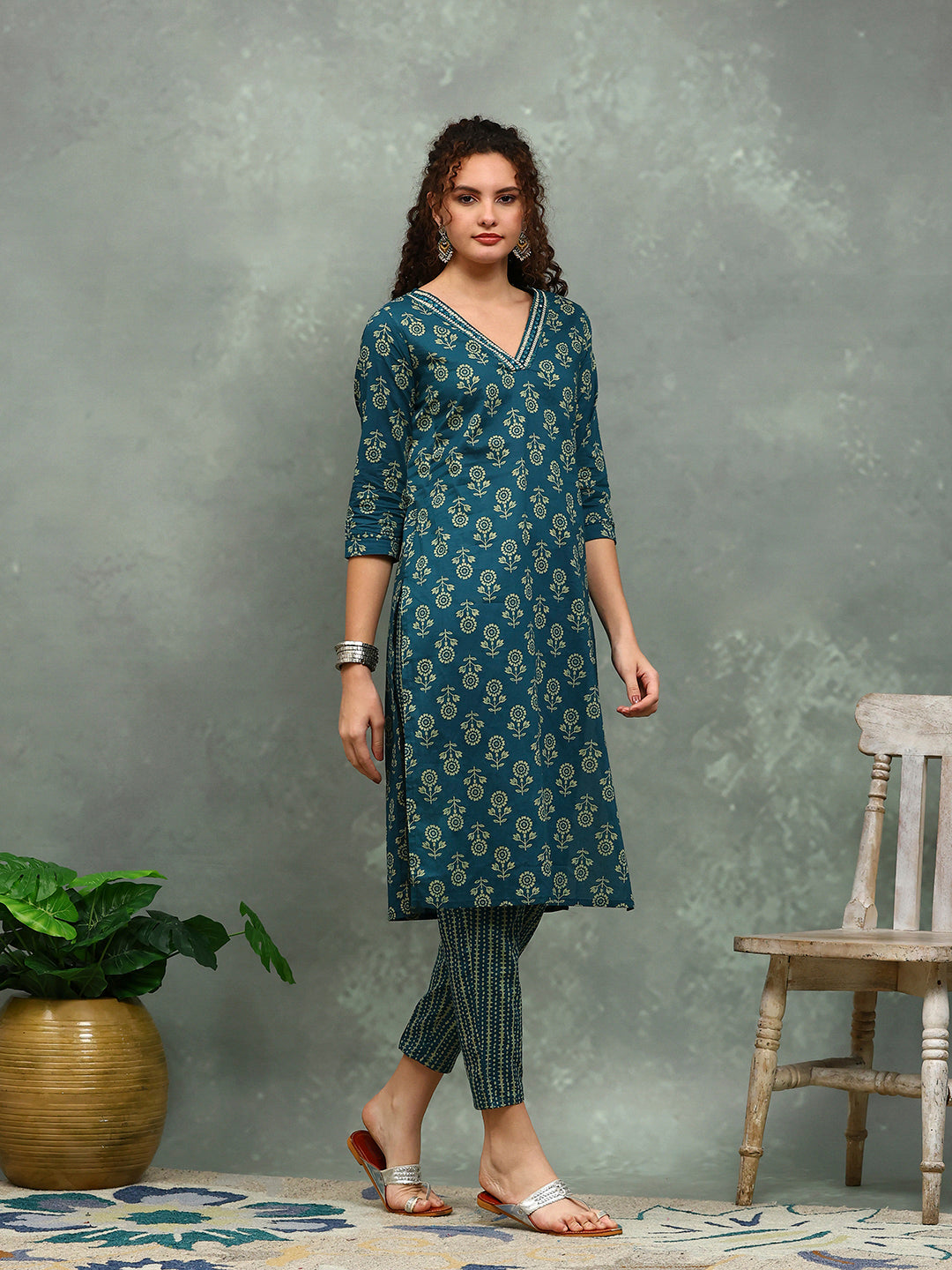 Printed Cotton Blend Kurta With Pants & Dupatta