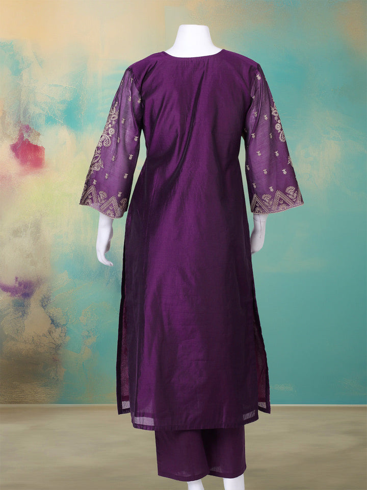 Embroidered Chanderi Kurta With Pant &amp; Dupatta