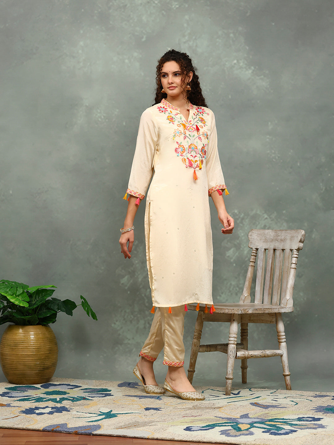 Resham Work Crepe Kurta With Pants &amp; Dupatta