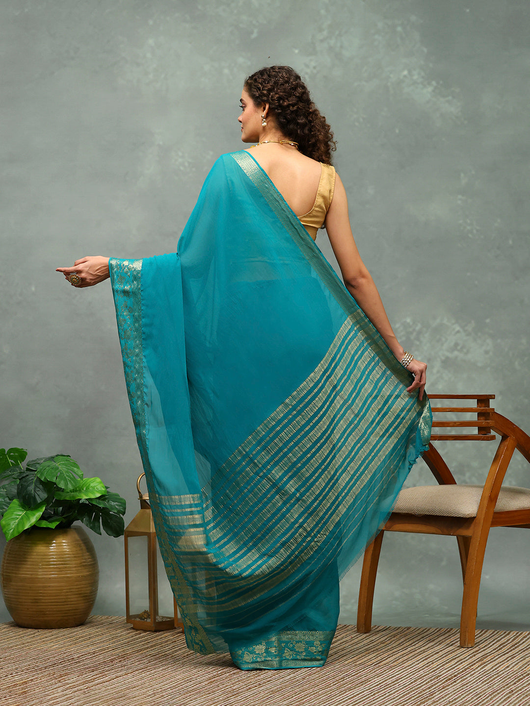 Woven Border Chiffon Woven Saree