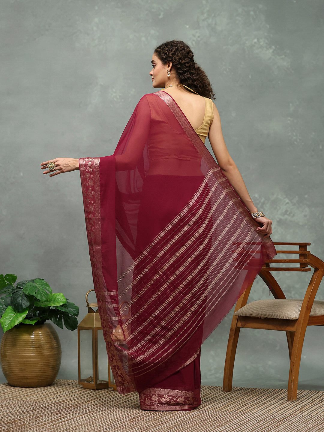 Woven Border Chiffon Woven Saree
