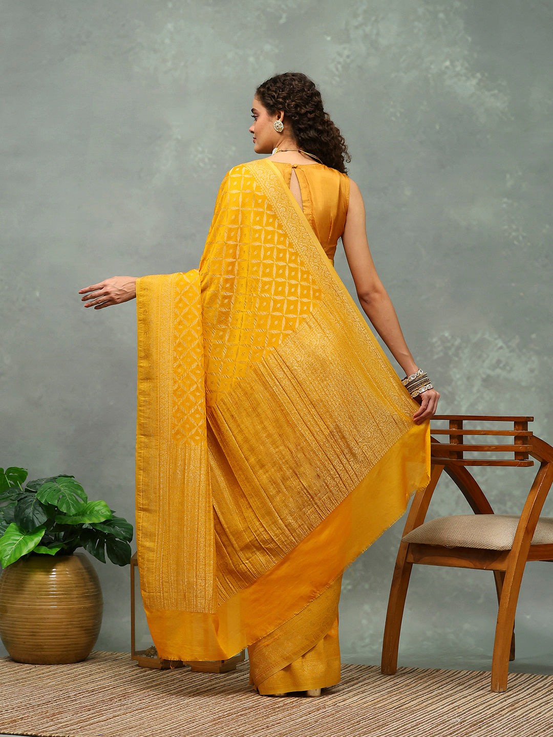 Woven Jaal Georgette Saree