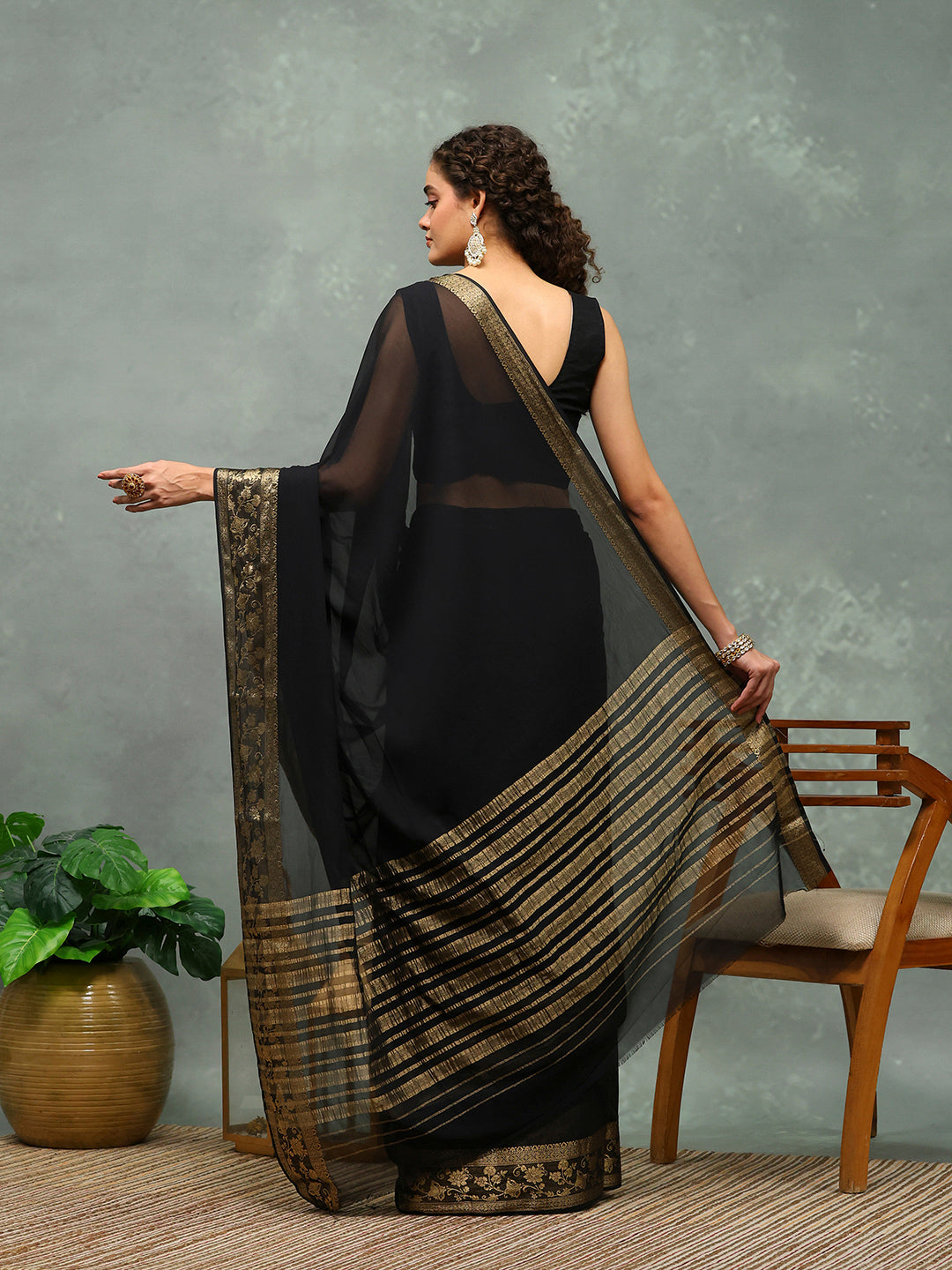 Woven Border Chiffon Woven Saree