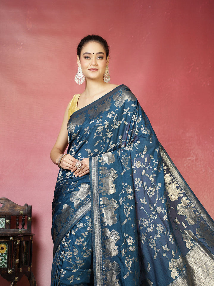 Embroidered Crepe Saree